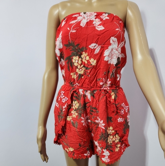 Strapless Romper - Picture 2 of 6